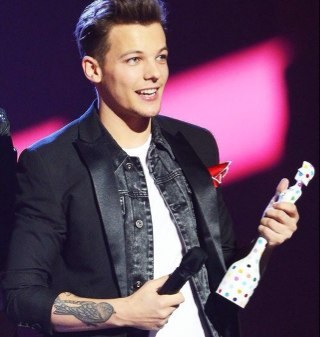 follow @pumpitpayne :)