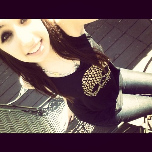 allisonlandry13's profile picture. 