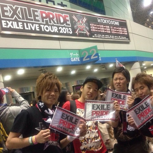 EXILE＊三代目 J Soul brothers ＊GENERATIONS＊happiness＊FLOWER＊E-girls＊LDHfam
LDHfamはフォロミー！！