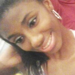Nome: Alinne de Brito
idade:17
Legal, chata com que é chato, mesmo em dias dificil é engraçada pra levanta o Astral. essa Sou Euu.