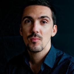 arnauoman's profile picture. Professional del disseny i màrqueting.
Fundador de @artic_studio
http://t.co/uARAHON5Tz