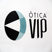 Com uma vasta gama de produtos, ninguém tem tanto a oferecer como a Ótica Vip. Aqui você encontra os lançamentos de óculos e armações das principais grifes.