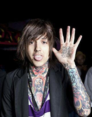 izzie_ia's profile picture. Asking alexandria rock