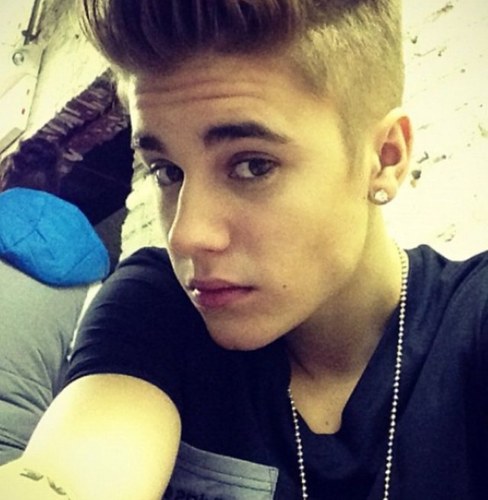 justinb16795954's profile picture. : unfollow me because I'm not Justin Bieber.