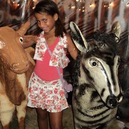 maifofinhasja@hotmail.com