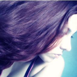 kattsena's profile picture. siga-me se for capaz !!
eu sigo todos de volta !
kk