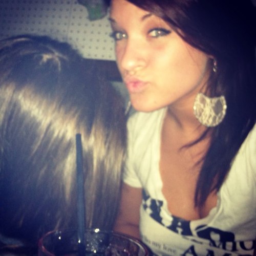 kbrewsquee's profile picture. cool story babe.