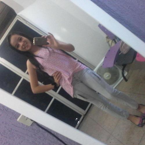 Amo minha familia e minhas amigas