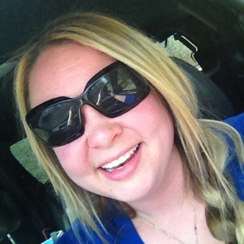 LindseySlavik's profile picture. living one day at a time.