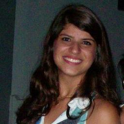 Viver é acreditar e realizar o impossível ;**