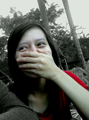 fifiagustine's profile picture. selalu optimis tanpa kenal pesimis.