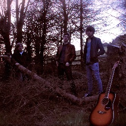 Lost Generation is a 4 piece rock band from Derry, Northern Ireland! Ruairi McGuigan- Lead Guitar,Gareth Johnston- drums,Conor McConnellogue, Mark OBrien-Guitar