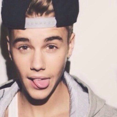 Justin Drew Bieber 
March1st 1994
Ontario Canada