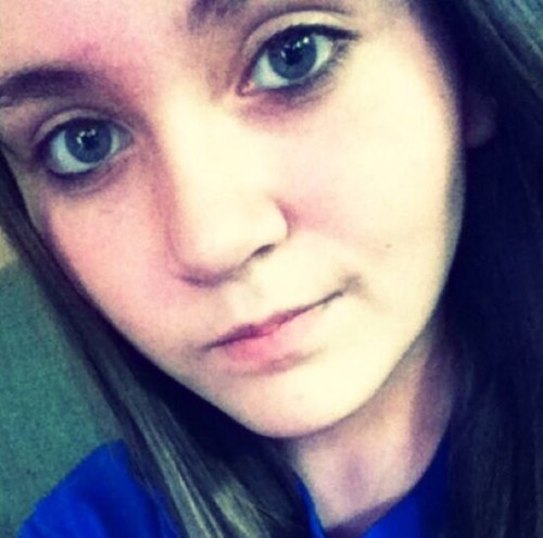 Im the girl who could have tears streaming down my face & insist I'm fine. Stay Strong beautiful, your worth it. ♡Chase Goehring followed on 4/23/13♡