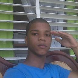 luiyifavian's profile picture. 