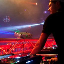 (pr.) JEH-fekt
http://t.co/LjRMfaKnXX