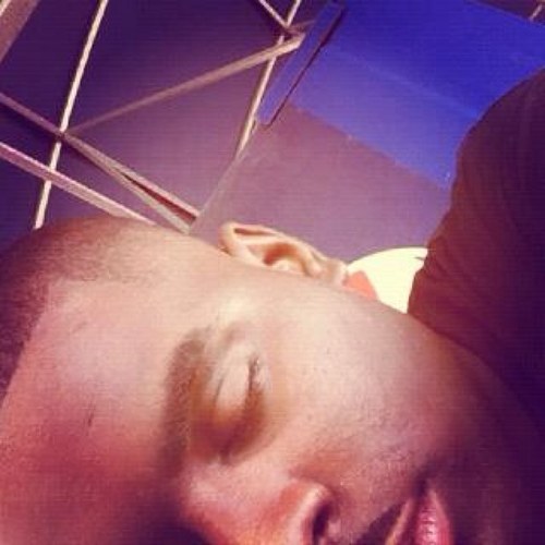 1BJIZZLE's profile picture. 