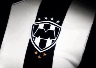 axelahdz10's profile picture. 