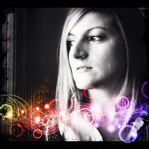 Sognatrice romantica, innamorata della musica!!! I'm a Romantic dreamer, in love of the music!!!