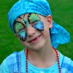 Please go to http://t.co/O2ceggLsyg to find out about Elin and the Elin Rose Appeal.