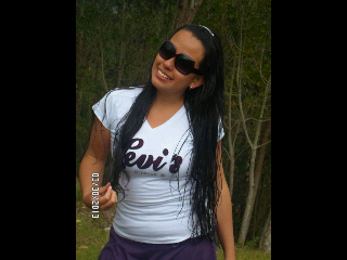 Cariñosa, Detallista, Alegre, Fiel,  y Lo maS importante 100% Enamorada de Dios ♥