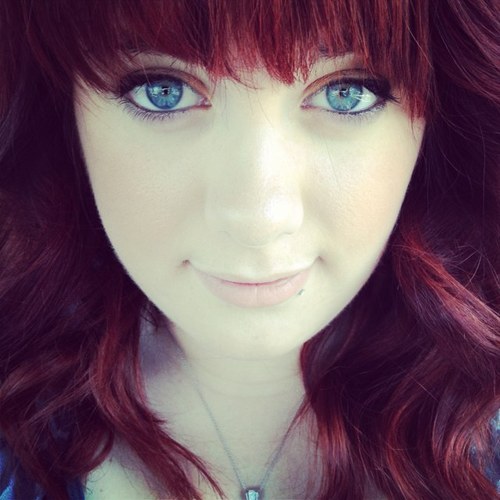 christ follower. cosmetologist. boxer owner.