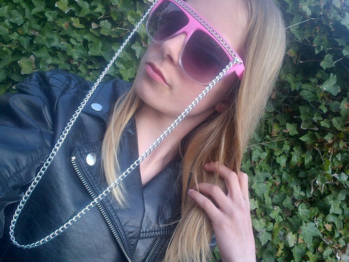 Als ik op @_IkBenEnolaa tweetjail heb ga ik op deze #fuckoff.