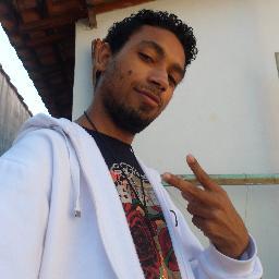Veio a mim a palavra do SENHOR:	
“Antes de formar-te no seio de tua mãe, eu já te conhecia, antes de saíres do ventre, eu te consagrei e te fiz profeta!!!