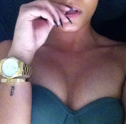 Queen0fMiami's profile picture. I dont care, I love it.