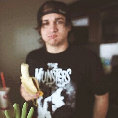 Gh0stTownFans's profile picture. forever a ghost :3