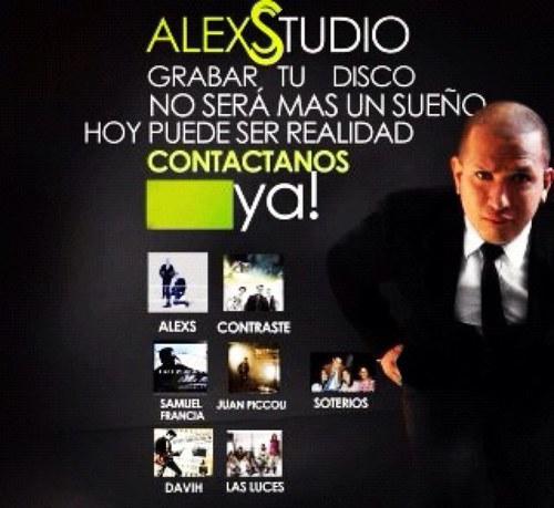 Bajista, compositor y productor musical...