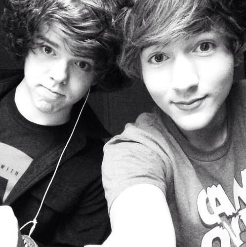 Soo these two boys fom maryland took over my life | WE FOLLOW BACK| #PointerFamily #Pointer| @epdannyedge and @eppaulzimmer follow