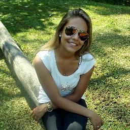 ''Se não puder se destacar pelo talento, vença pelo esforço.''