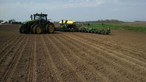 Central IL family farm. Corn and soybeans