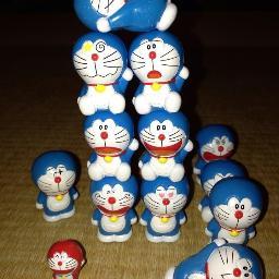 IT系の仕事に携わり20年が経過。最近海外との仕事が増えてきて、日本を脱出しようかと思案中。
最近のマイブームは将棋。伸るか反るかの勝負で、自分の描いていたとおりに局面を進められると気持ちが良い。