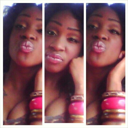 Welcome To The Mind of A Hoochie Fine !

Raven Dionne :)