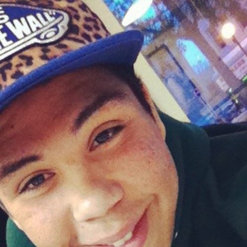 FlirtationShip More Then FriendShip Less Then A Relationship'3;)