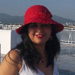 solidaria, buena amiga, feliz 
y con la esperanza de un pais mejor