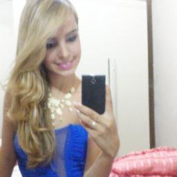Não sei quem sou, estou em busca. As pessoas definíveis são sem graça. Sou imprevisível.