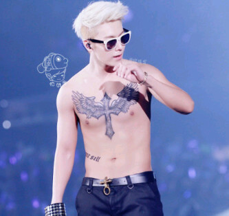 Just an ordinary fangirl! Who keep dreaming to meet bias! Donghae's future wife!