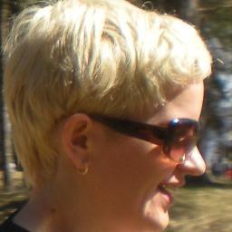 IneseU's profile picture. 