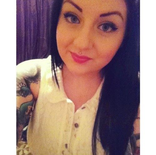 21. Single lady. Night owl. Heart of gold. Instagram/KIK: kerathebear