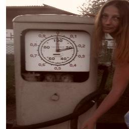 mysina82's profile picture. 