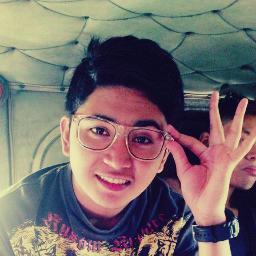 BE WHO YOU ARE AND LET EVERYONE LOVE THAT PERSON.♥ -- WHiZ KHALiFA :))