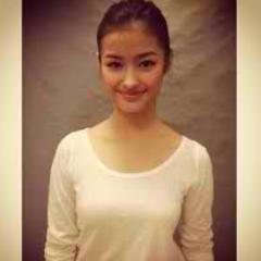 Imperfection is beauty. We LOVE LIZA :**