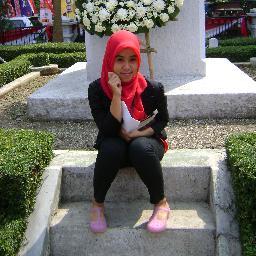 marketing communication n public relations UMS 09