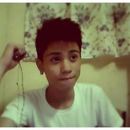 Im Just An average Guy with A Not So Pleasing Personality .I like Girls. And I like to Follow You back :D