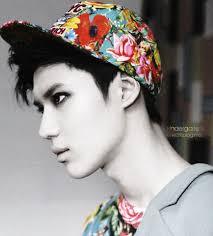 This is magnae of SHINee. I'm not sure u want to follow me. I'm sorry