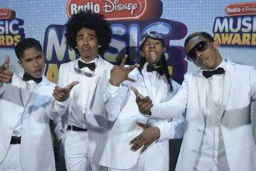 TMNL - Roc Royal, Prodigy, Ray Ray , Princeton - Spread The Peace - Misfits