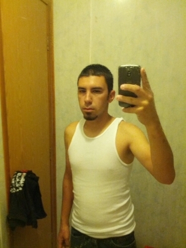 my name is will.. i was born in texas but now im louisiana bound, i live in the sticks..